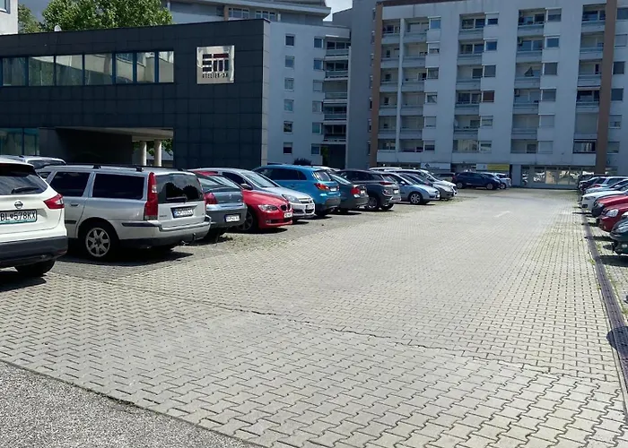 Cozy On The Roof, Next To Incheba Expo